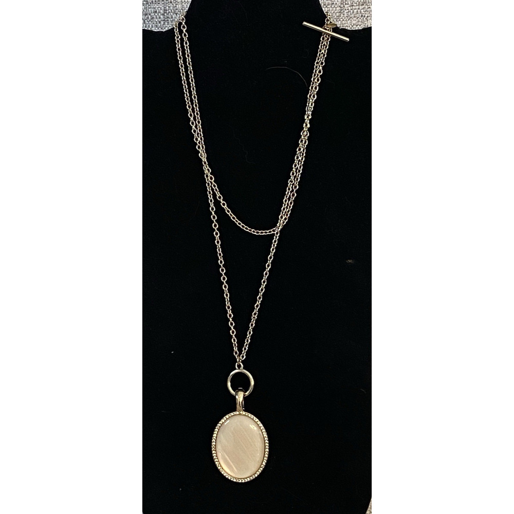 Reversible Mother Of Pearl & Rhinestones /Black Enamel By Premier Designs